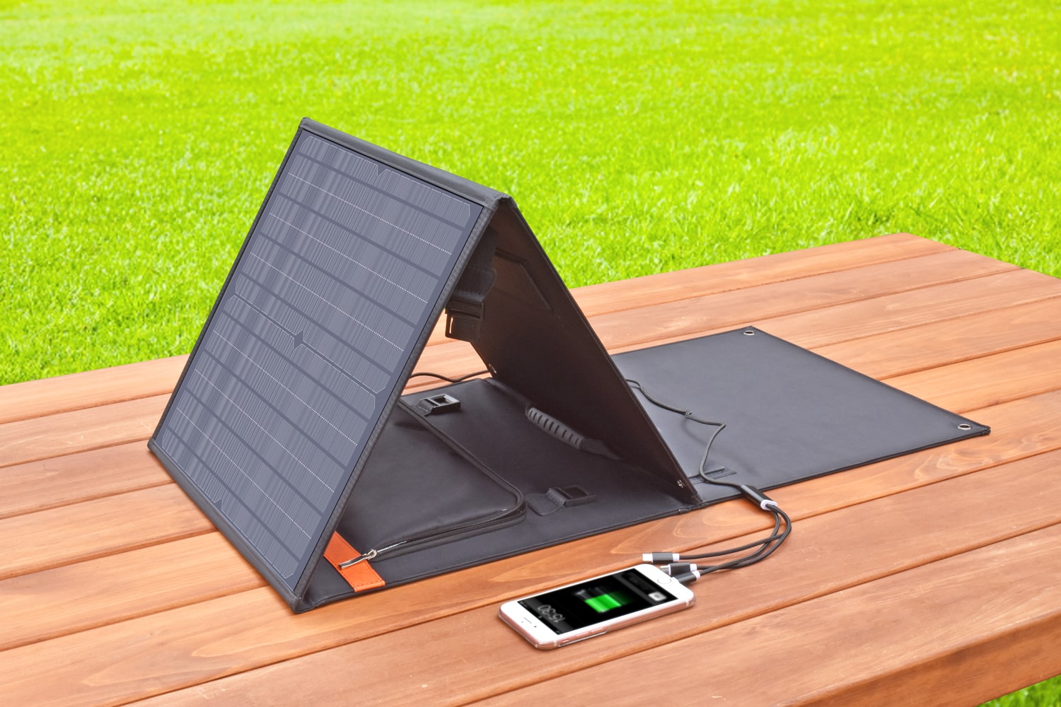 便利！折り畳み式 ソーラー充電器 60W 防塵・防水 IP65 太陽電池で DC ...